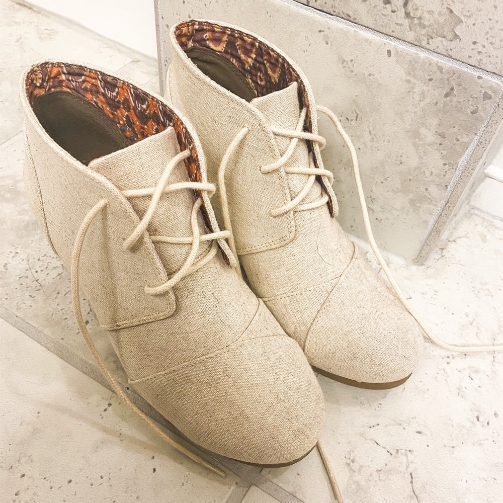Wedge booties